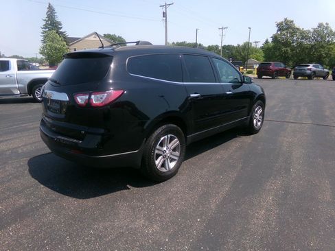 Used 2017 Chevrolet Traverse LT AWD/4WD image 3