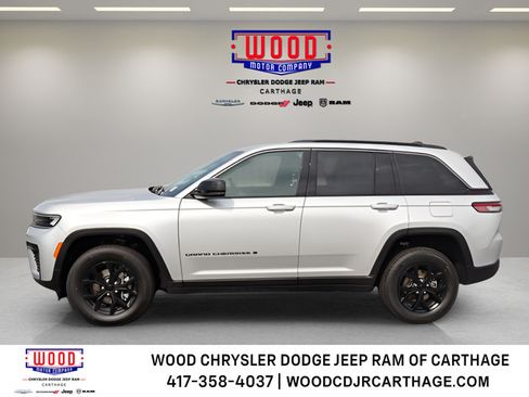 New 2026 Jeep Grand Cherokee Altitude AWD/4WD image 3
