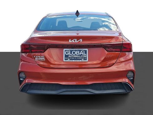 Used 2023 Kia Forte LXS w/ LXS Technology Package image 6