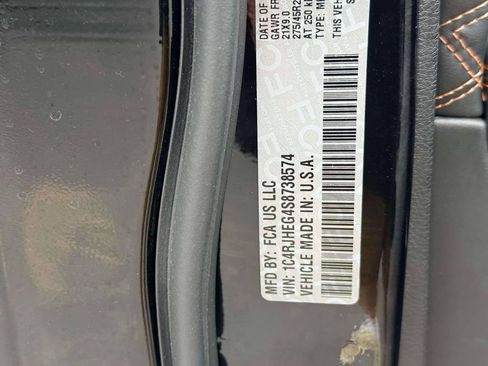Used 2025 Jeep Grand Cherokee Summit AWD/4WD image 18