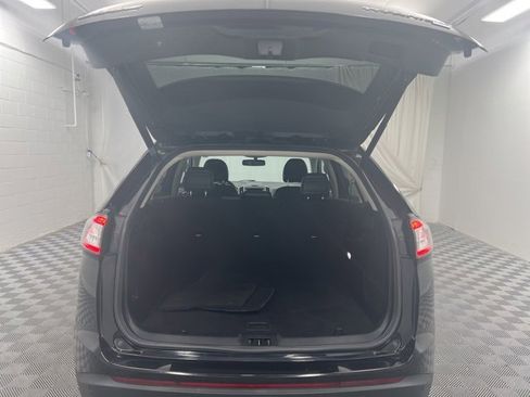 Used 2018 Ford Edge Titanium image 8