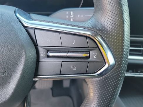 Used 2025 Chevrolet Equinox EV LT FWD image 29