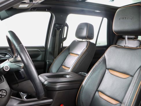 Used 2022 GMC Yukon AT4 image 27