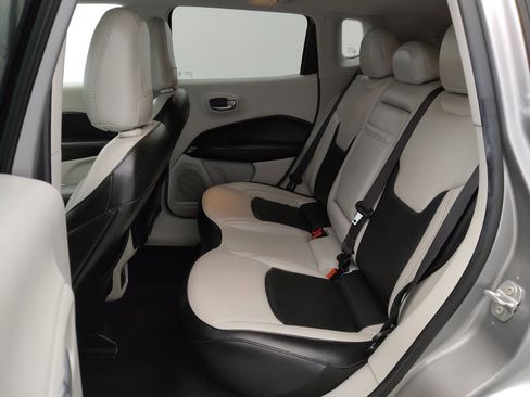 Used 2020 Jeep Compass Limited image 18