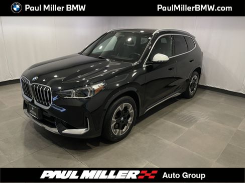 Certified 2023 BMW X1 xDrive28i w/ Convenience Package AWD/4WD image 1