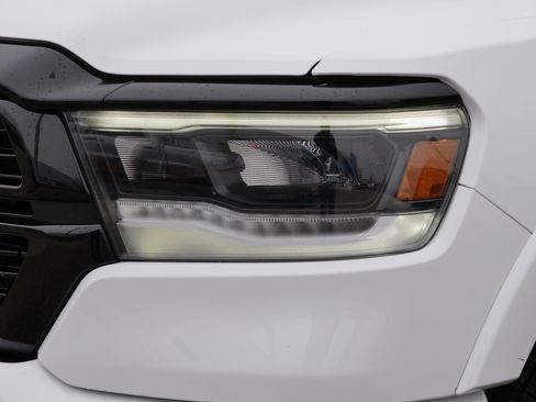 Used 2021 RAM 1500 Laramie image 16