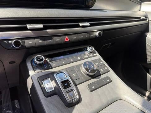 Used 2025 Hyundai Palisade SEL AWD/4WD image 23