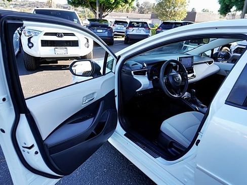 Used 2020 Toyota Corolla LE w/ Body Protection Package FWD image 36