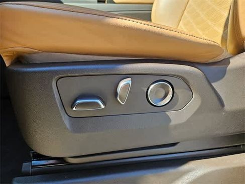 Used 2024 Cadillac Escalade Sport w/ LPO, ONYX Package image 16