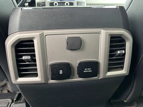Used 2022 Ford F250 Lariat w/ Lariat Value Package AWD/4WD image 20