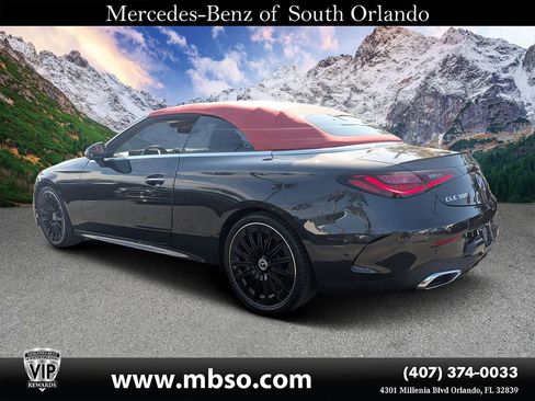 Certified 2024 Mercedes-Benz CLE 300 4MATIC Cabriolet image 18