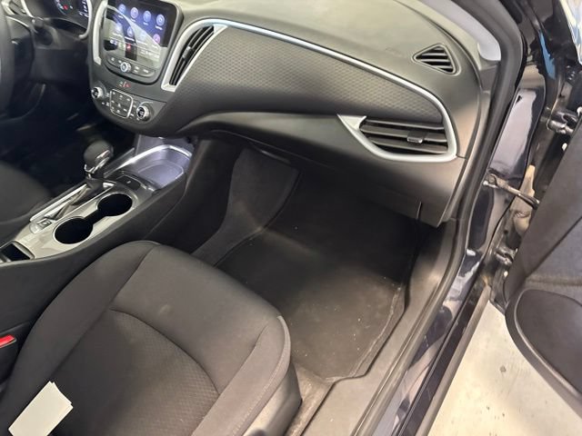 Used 2023 Chevrolet Malibu LT FWD image 20