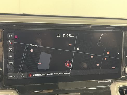 Certified 2022 Kia Sorento EX w/ Panoramic Sunroof Package image 19