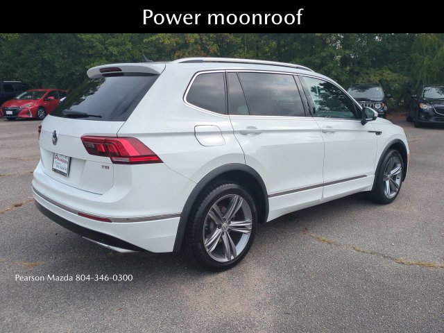 Used 2018 Volkswagen Tiguan SEL w/ R-Line Package FWD image 4