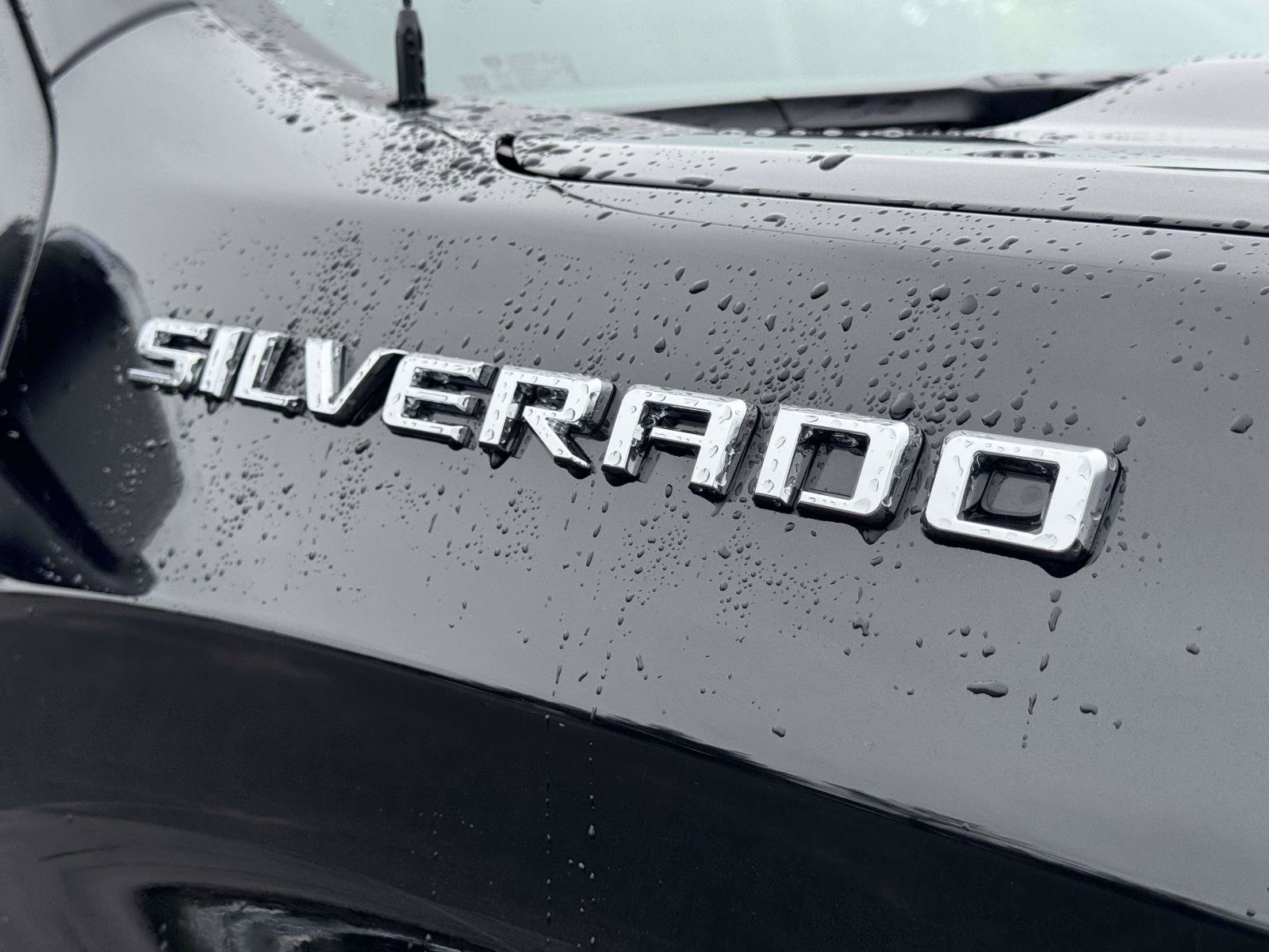 Used 2026 Chevrolet Silverado 1500 LT AWD/4WD image 8