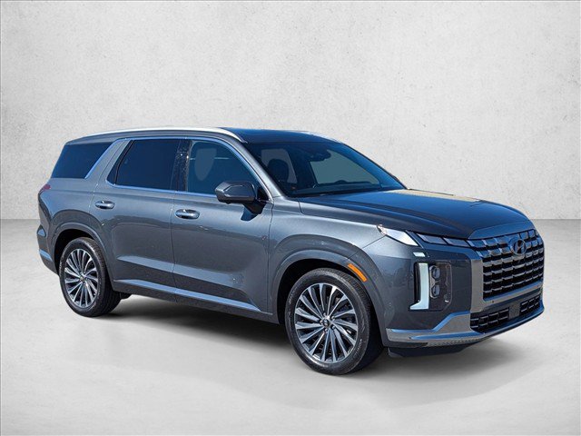 Used 2023 Hyundai Palisade Calligraphy w/ Cargo Package FWD image 3
