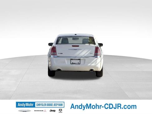 Used 2013 Chrysler 300 RWD image 6