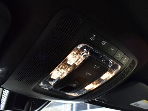 Certified 2022 Mercedes-Benz GLB 250 4MATIC image 27