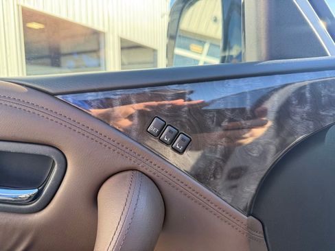 Used 2024 Nissan Armada Platinum w/ Captain's Chairs Package image 11