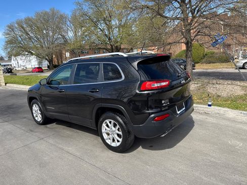 Used 2015 Jeep Cherokee Latitude image 9