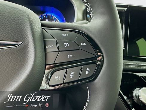 New 2026 Chrysler Pacifica Select image 29