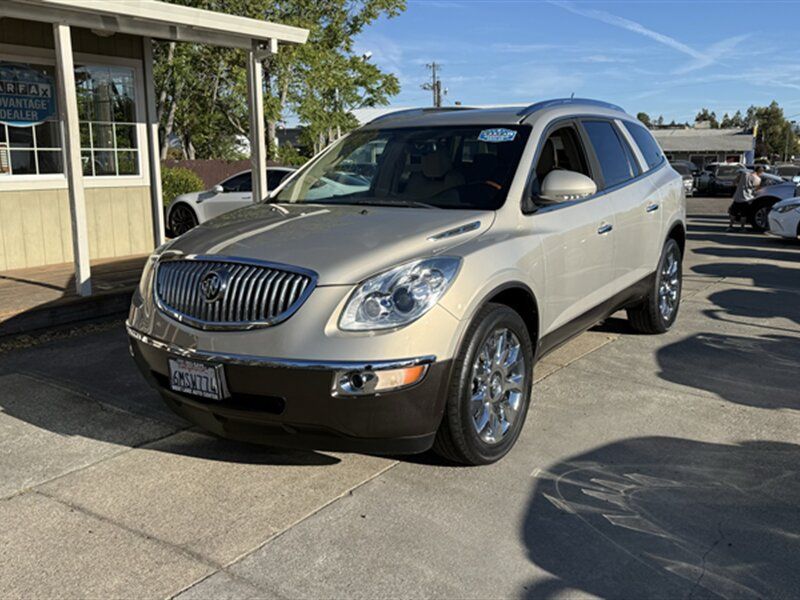 Used 2010 Buick Enclave CXL FWD image 2