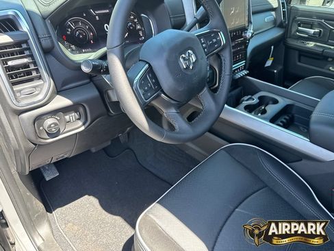 New 2026 RAM 2500 Laramie w/ Night Edition AWD/4WD image 18