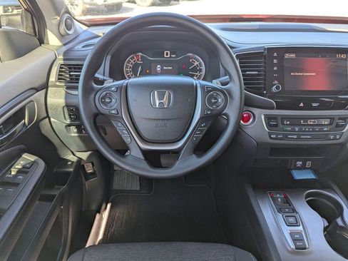 Used 2023 Honda Ridgeline Sport image 12