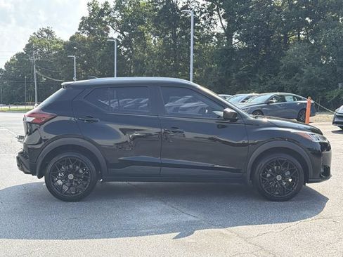 Used 2024 Nissan Kicks SV FWD image 8