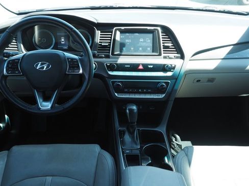 Used 2018 Hyundai Sonata Limited w/ Cargo Package FWD image 16
