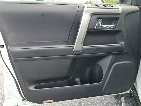 Used 2023 Toyota 4Runner SR5 Premium image 12