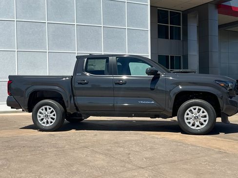New 2026 Toyota Tacoma SR5 AWD/4WD image 3
