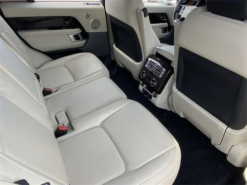 Used 2021 Land Rover Range Rover image 23