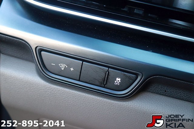 Certified 2026 Kia Carnival FWD image 26