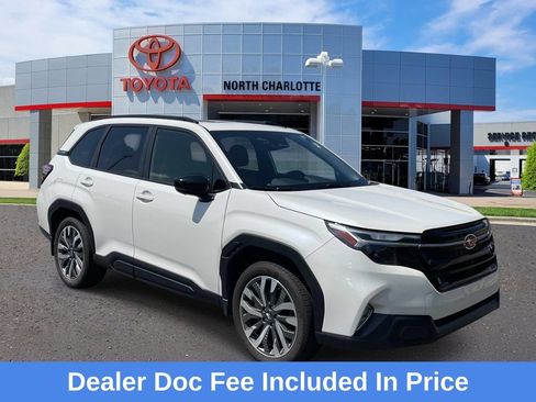 Used 2025 Subaru Forester Touring w/ Popular Package - Touring AWD/4WD image 1