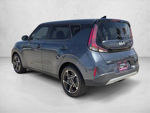 Used 2023 Kia Soul EX FWD image 8