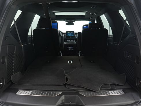 Used 2023 Chevrolet Tahoe Premier w/ Max Trailering Package image 11