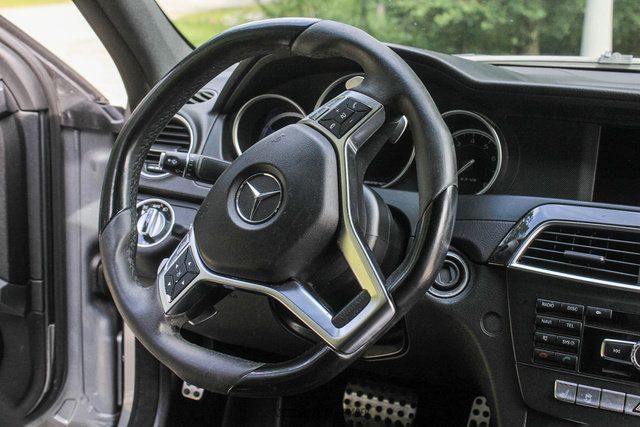 Used 2013 Mercedes-Benz C 63 AMG Sedan image 38