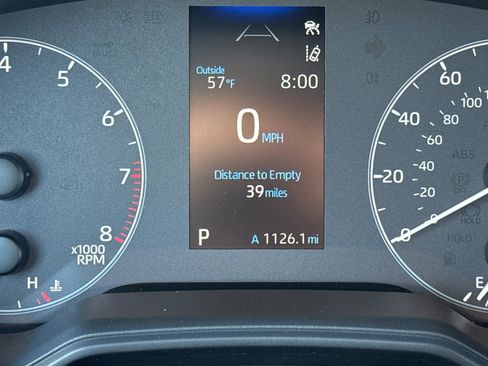 Used 2025 Toyota Corolla LE FWD image 24