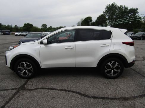 Used 2021 Kia Sportage LX AWD/4WD image 4