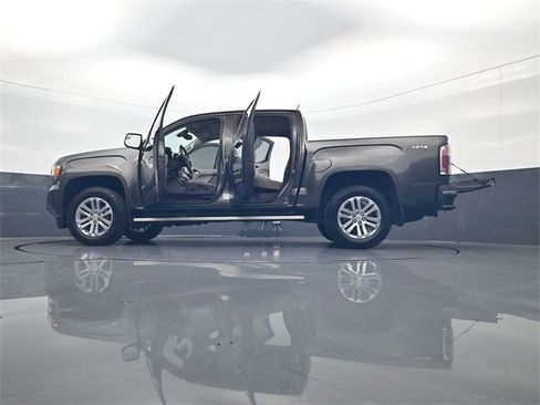 Used 2019 GMC Canyon SLT w/ Trailering Package image 34