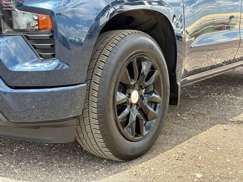 Used 2023 Chevrolet Silverado 1500 Custom RWD image 9