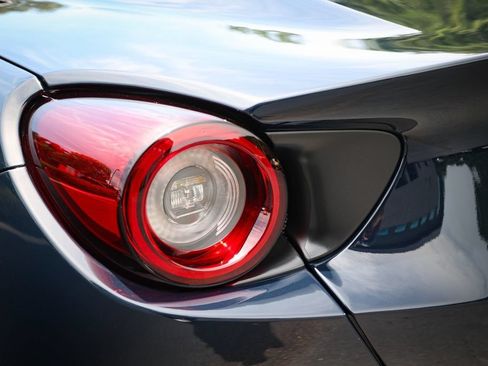 Certified 2022 Ferrari Portofino M RWD image 19