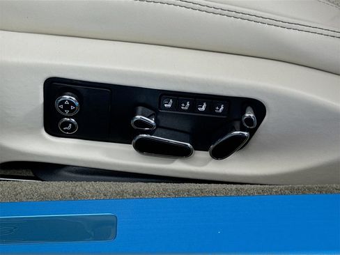 Used 2024 Bentley Continental GT V8 image 20
