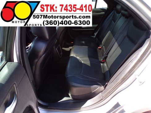 Used 2014 Chrysler 300 C image 14