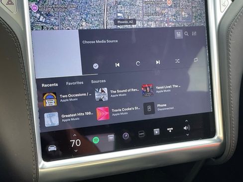 Used 2017 Tesla Model S 75 image 5