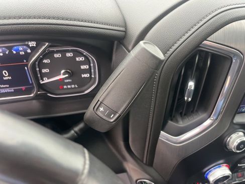 Used 2023 GMC Sierra 3500 Denali w/ Denali Black Diamond Edition image 29