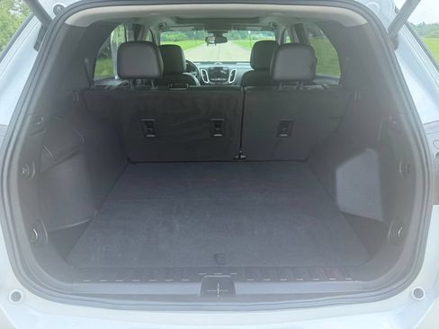 Used 2022 Chevrolet Equinox Premier FWD image 8