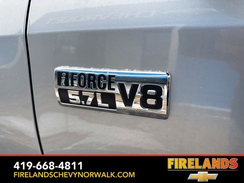 Used 2019 Toyota Tundra SR5 w/ Convenience Package image 12