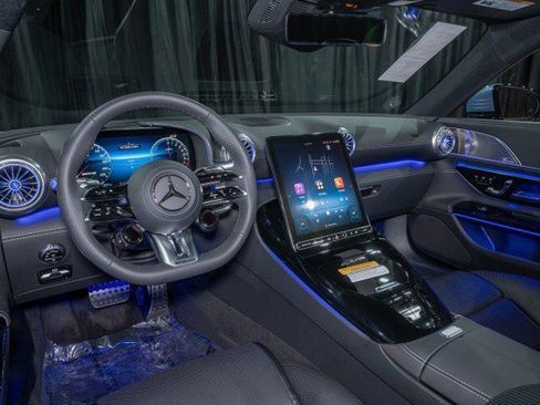New 2026 Mercedes-Benz SL 63 AMG S e Performance 4MATIC image 16